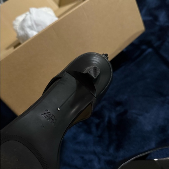 Zara Elegant Black Women's Sandals, new. - Picture 6 of 10